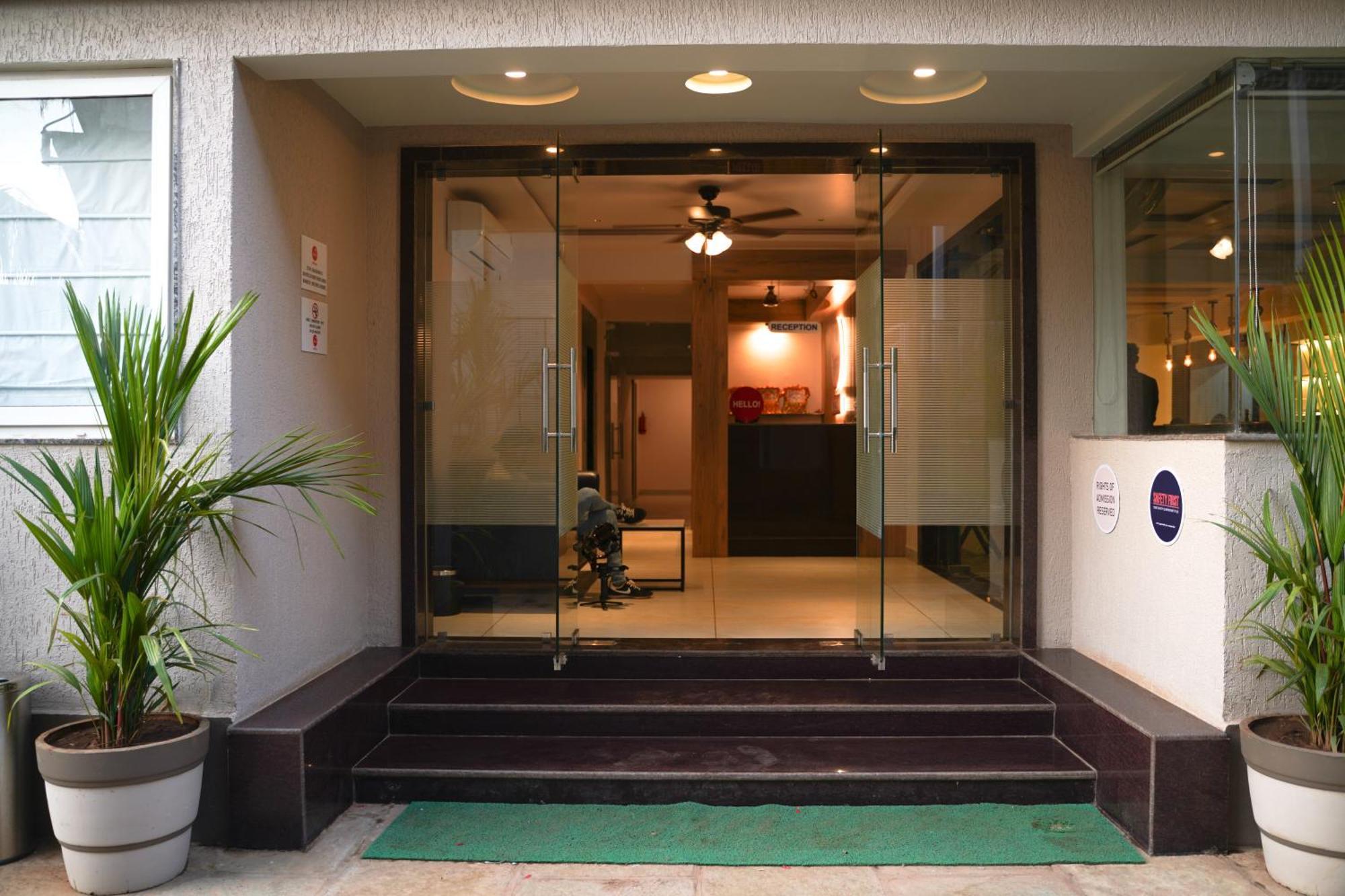 Ariena By Spree Hotels Goa Morjim Exterior photo