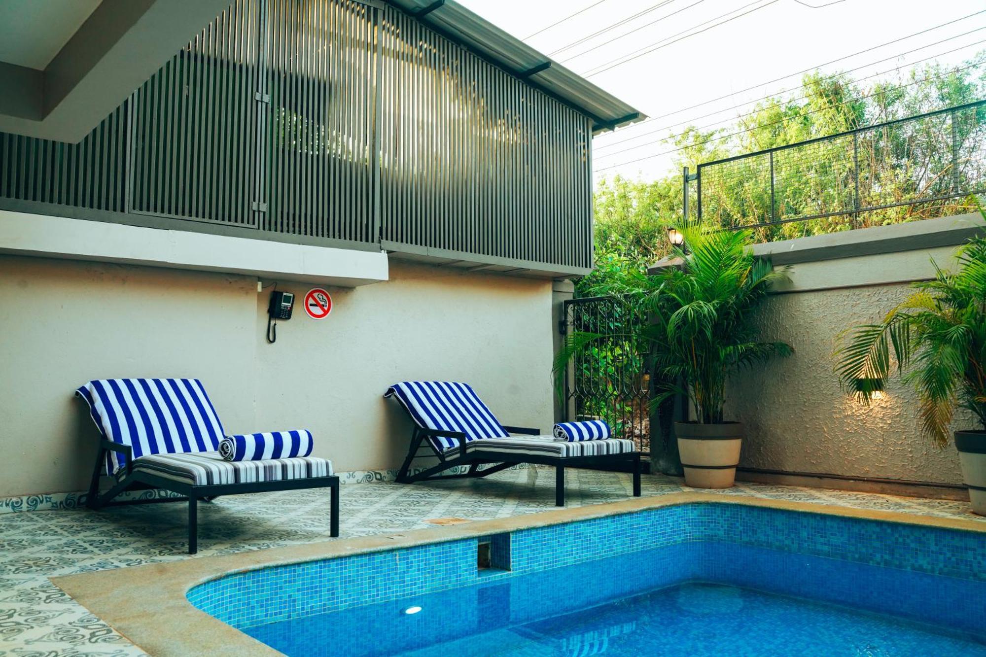 Ariena By Spree Hotels Goa Morjim Exterior photo